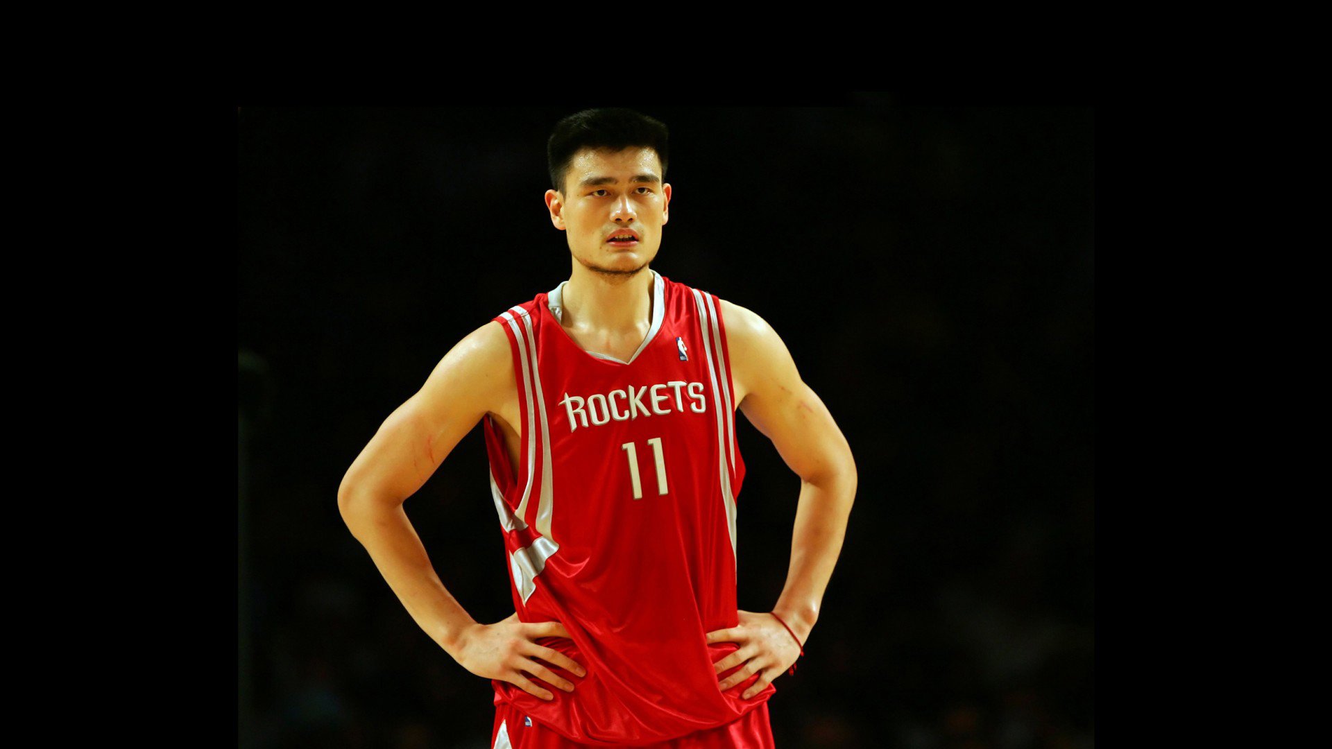 九游娱乐(jiuyou)官方网站-库里：在NBA历史上留下“火花”般的投篮传说！，库里的投篮集锦
