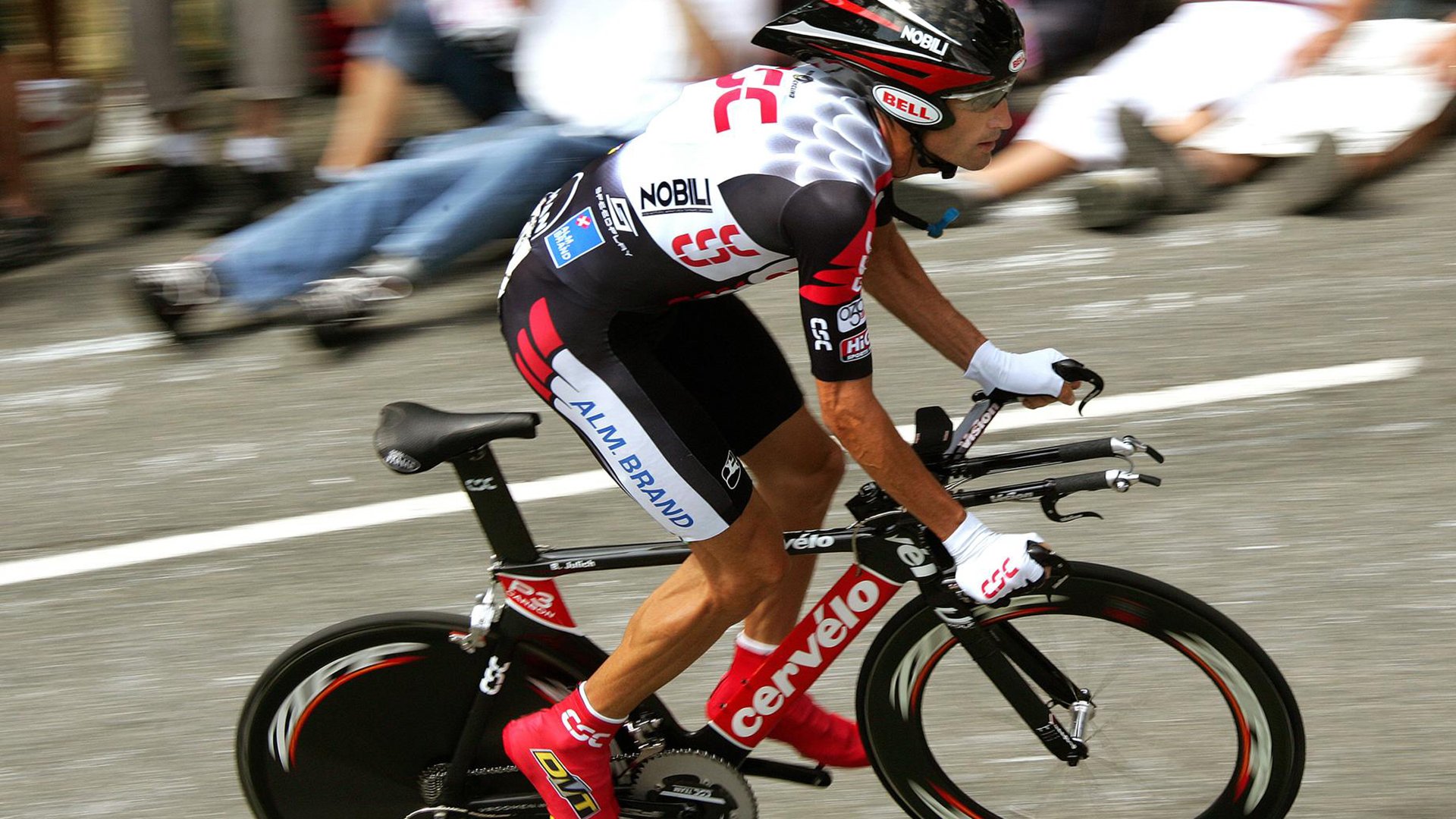 面向未来：科技赋能新一代台球运动，台球科幻